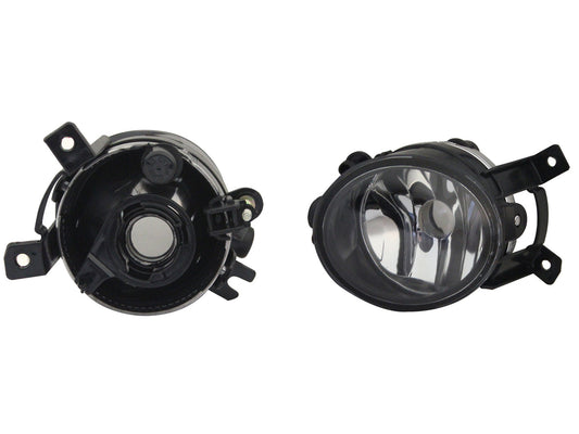 FARO AUX DER S/FOCO (SEDAN/H-BACK)