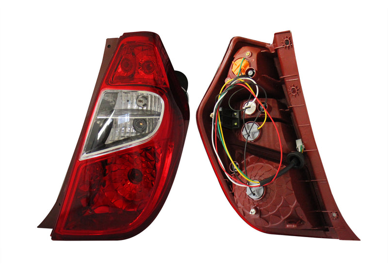 Calavera derecha con arnés (Rojo/Blanco/Rojo), Chrysler / Dodge I-10 2011 - 2014